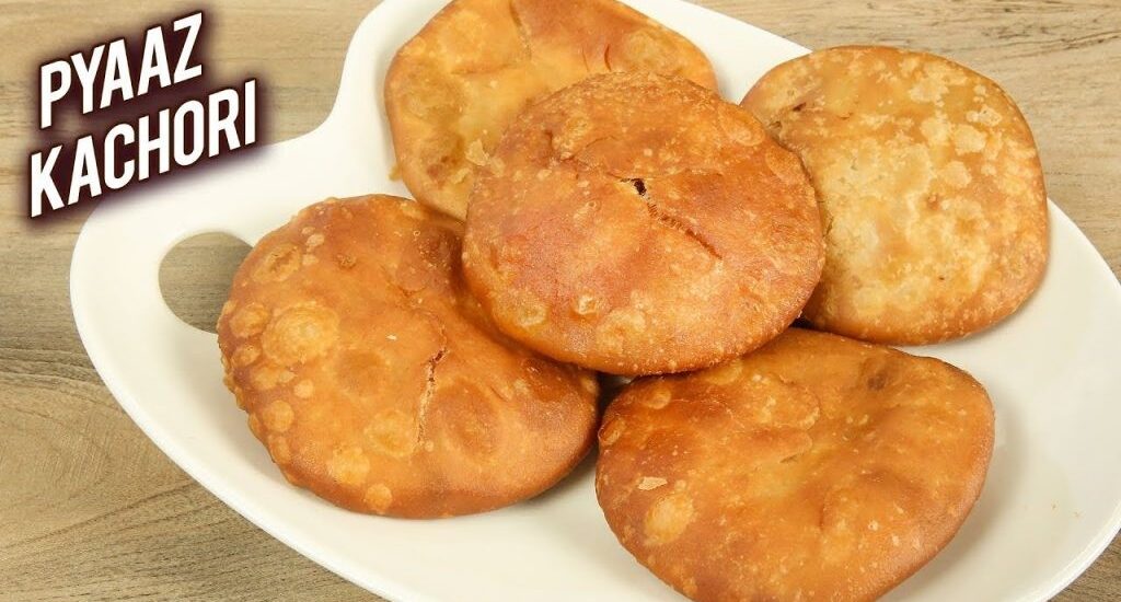Pyaaz Kachori